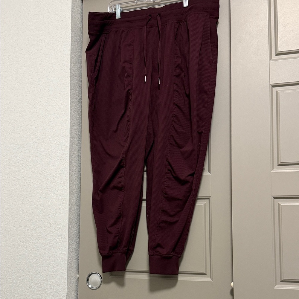 Lululemon Dance Studio Jogger - Burgundy